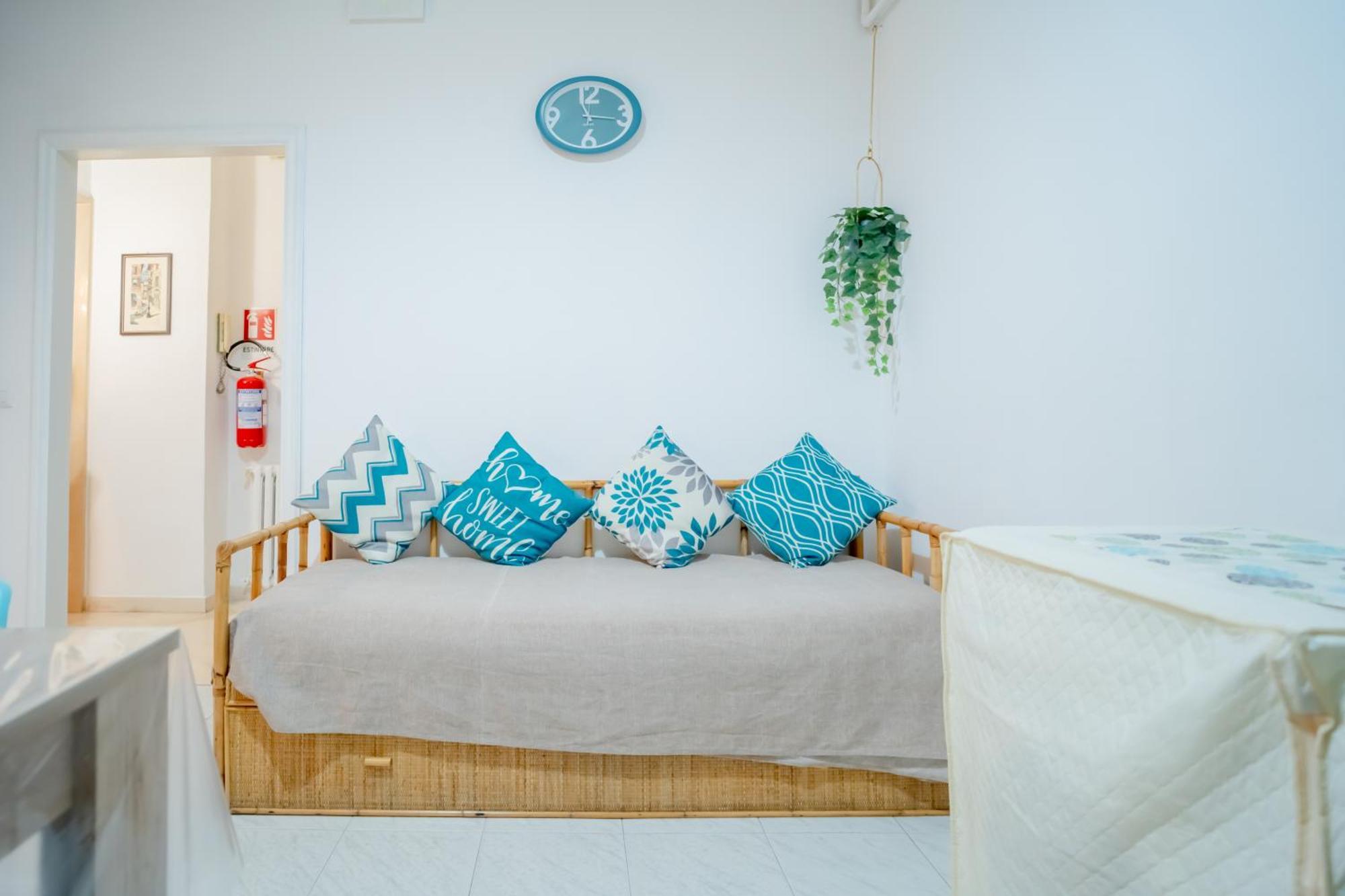 Dimora Dante 310 Apartment Bari Ngoại thất bức ảnh