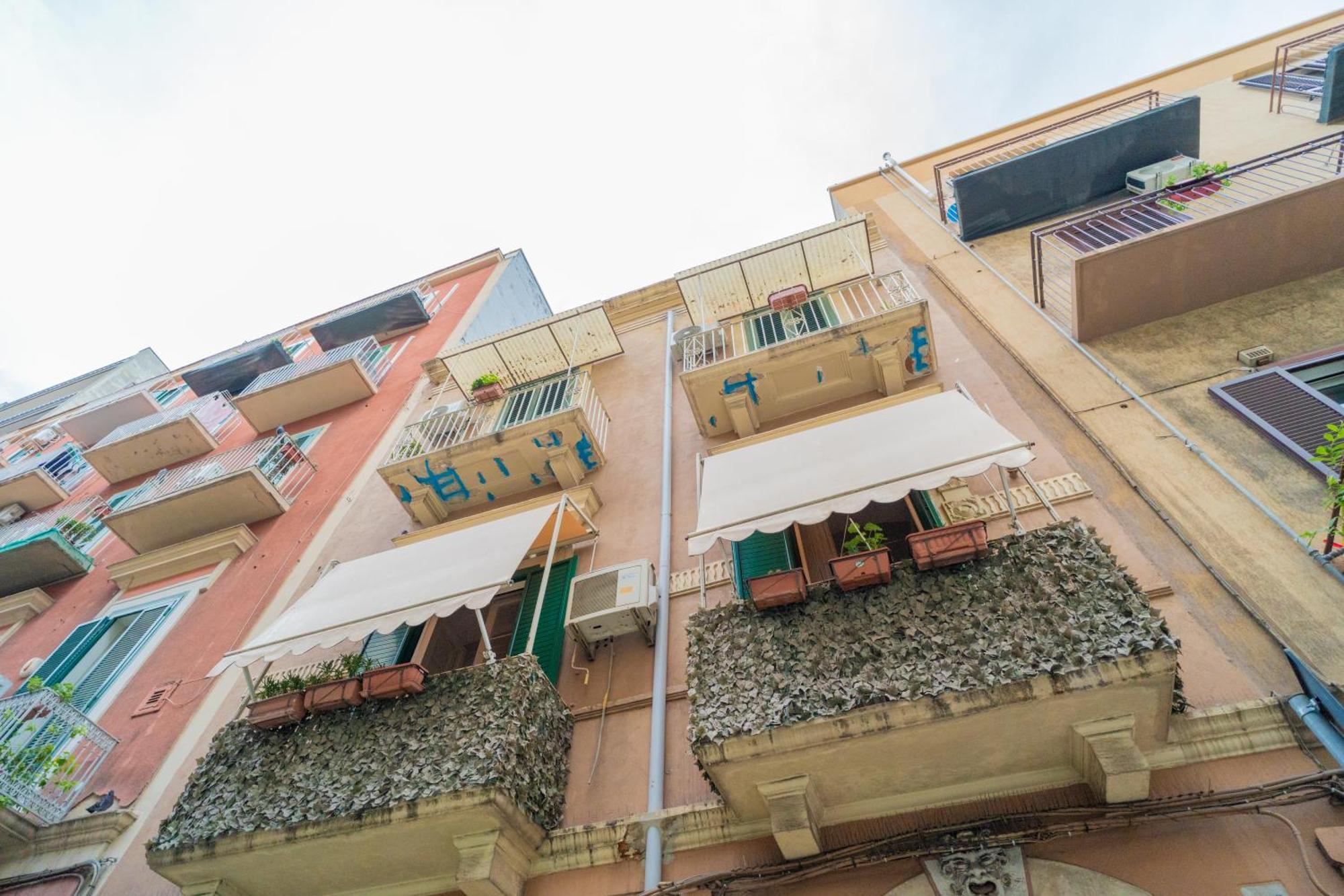 Dimora Dante 310 Apartment Bari Ngoại thất bức ảnh